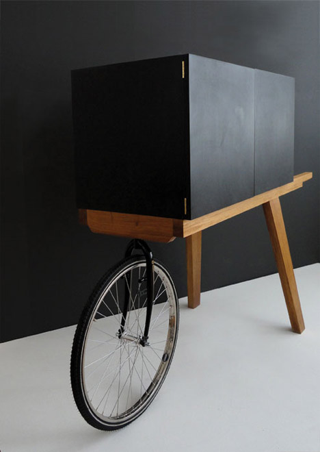 Low Lands Secretaire by Isabel Quiroga – Project05.com